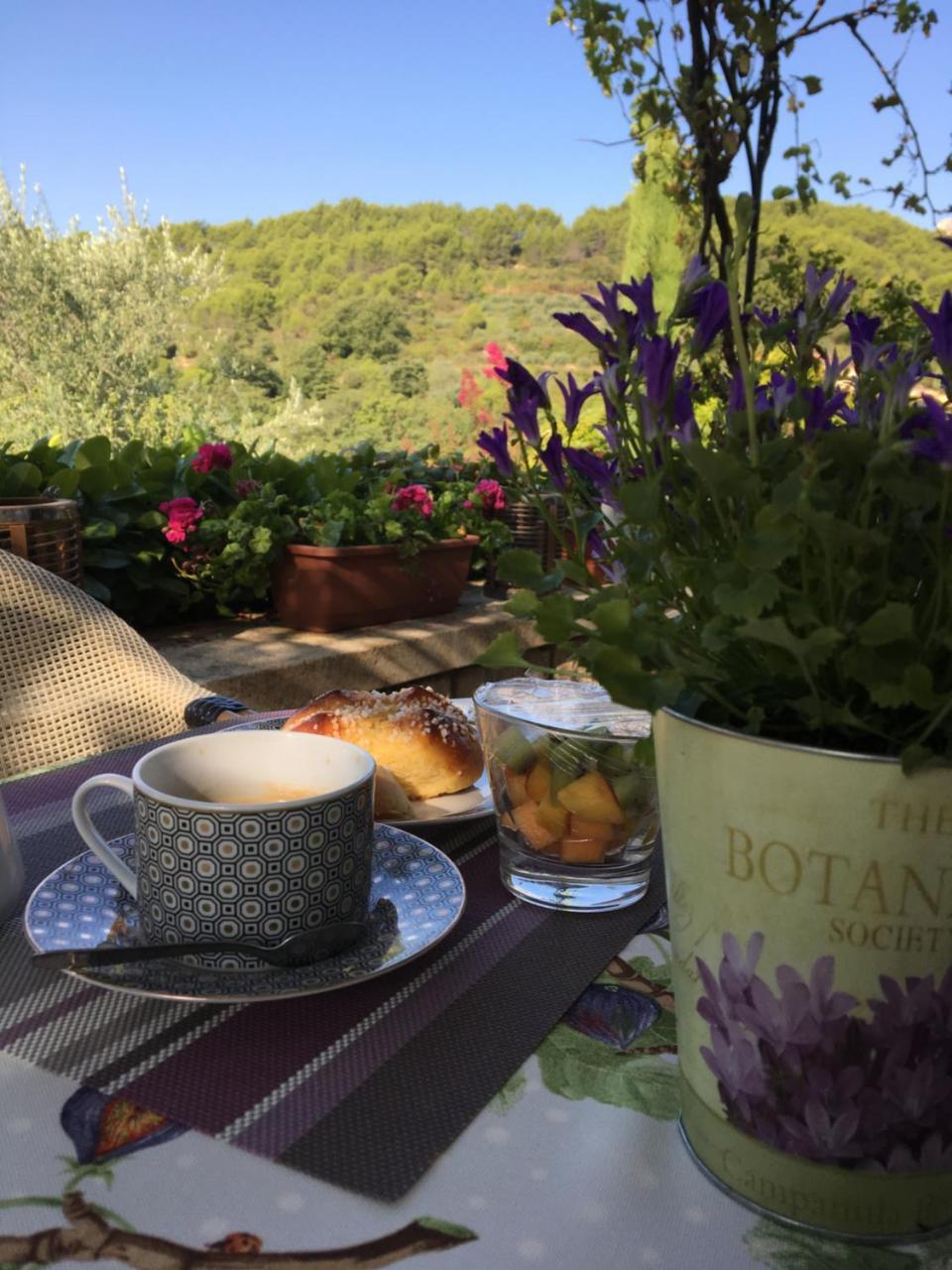 Le Grand Jardin Bed & Breakfast Lafare Eksteriør bilde