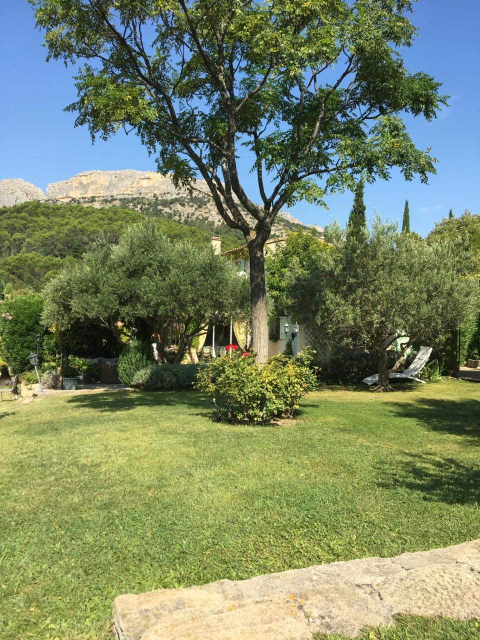 Le Grand Jardin Bed & Breakfast Lafare Eksteriør bilde