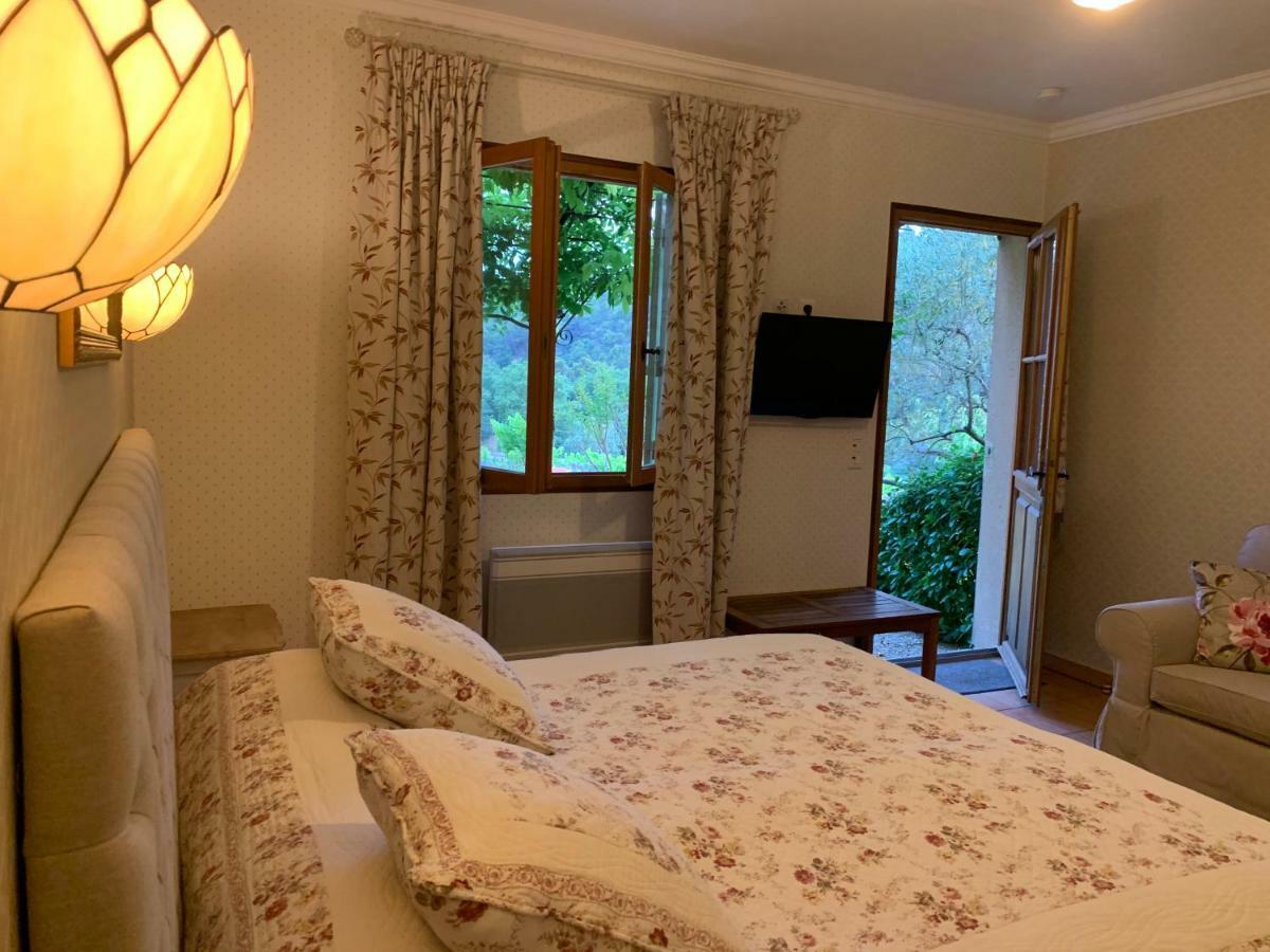 Le Grand Jardin Bed & Breakfast Lafare Eksteriør bilde