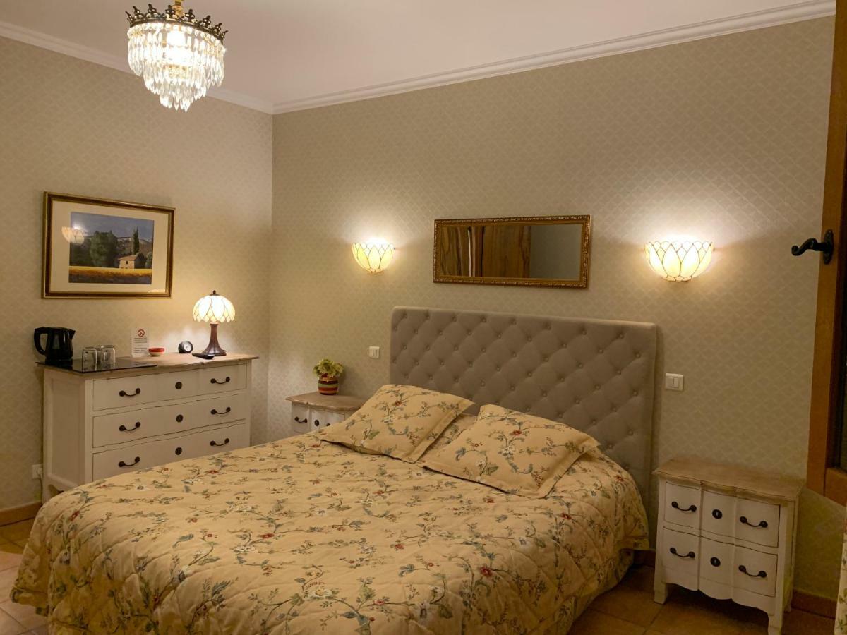 Le Grand Jardin Bed & Breakfast Lafare Eksteriør bilde